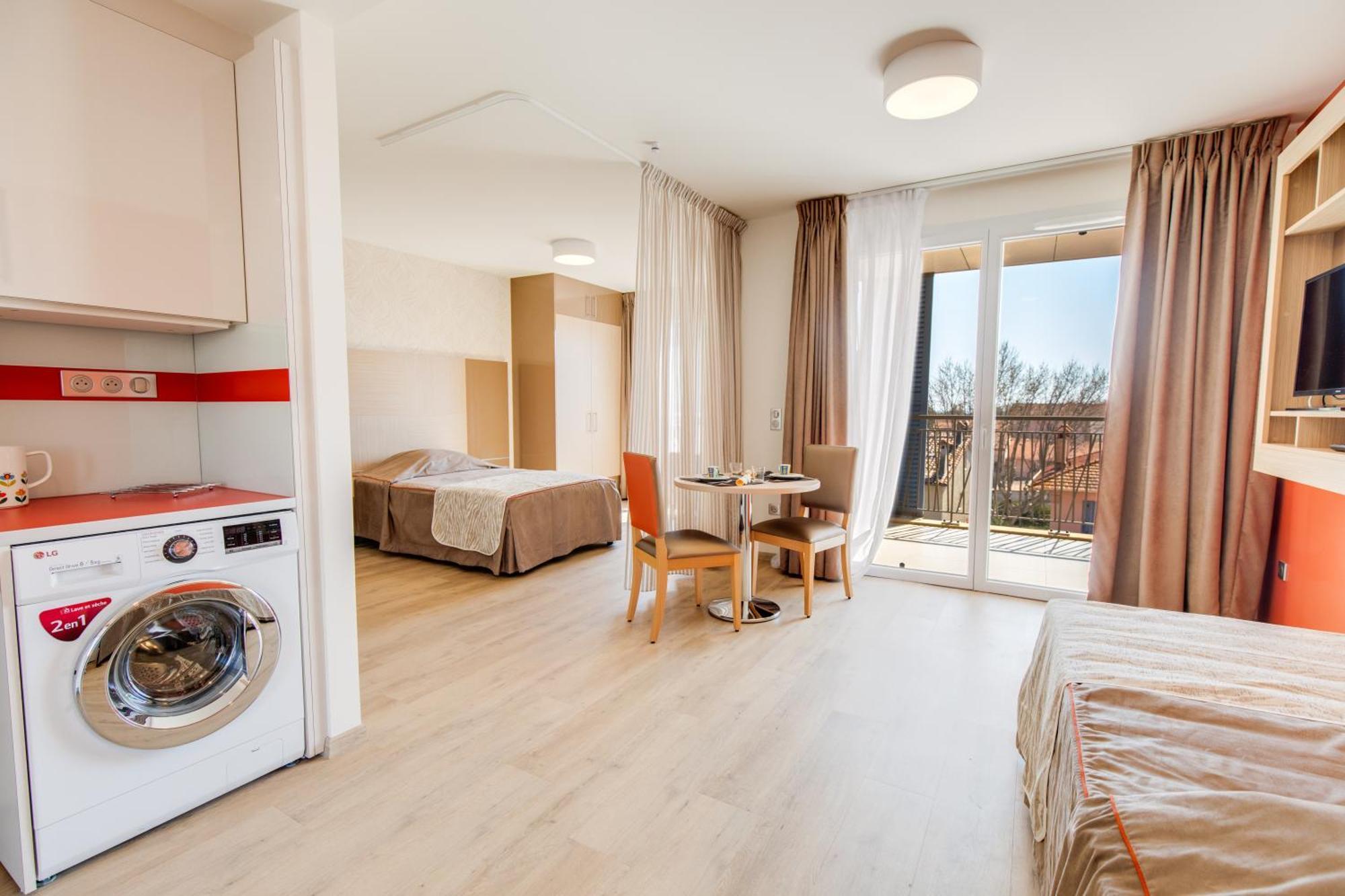 Aparthotel Zenao *